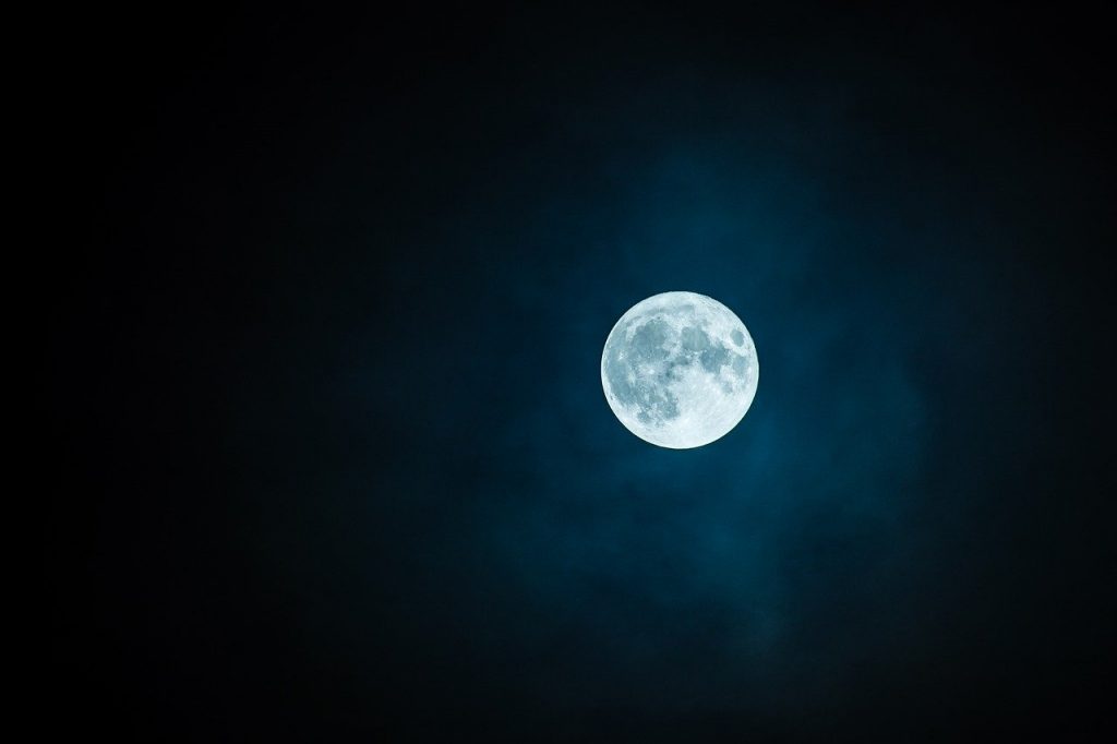 promenade à la pleine lune